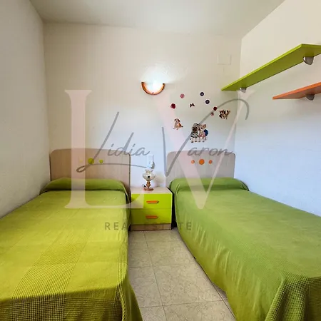 Lv Real Estate Aquamarina Iii *