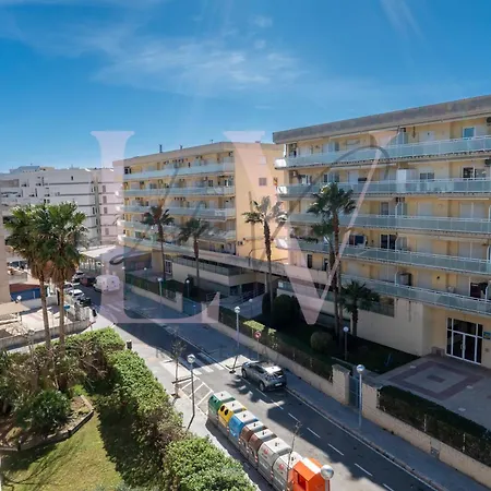Lv Real Estate Aquamarina Iii