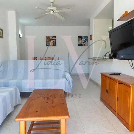 Lv Real Estate Aquamarina Iii *