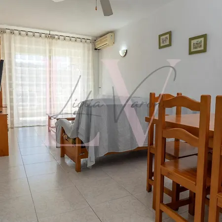 Lv Real Estate Aquamarina Iii Apartment *