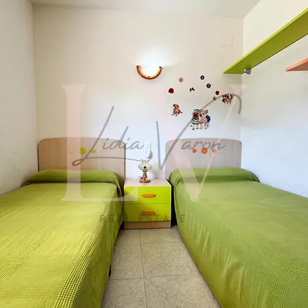 Lv Real Estate Aquamarina Iii Apartment